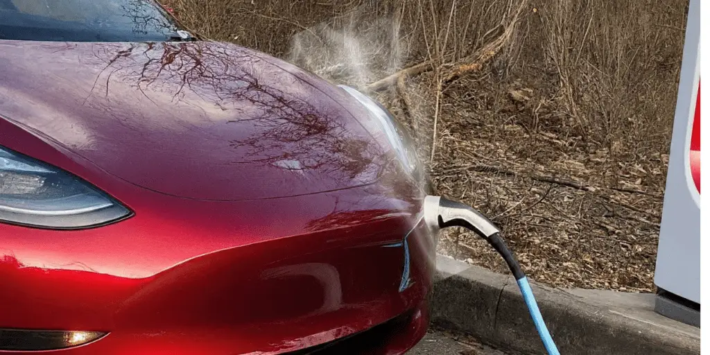 tesla smoke while charging